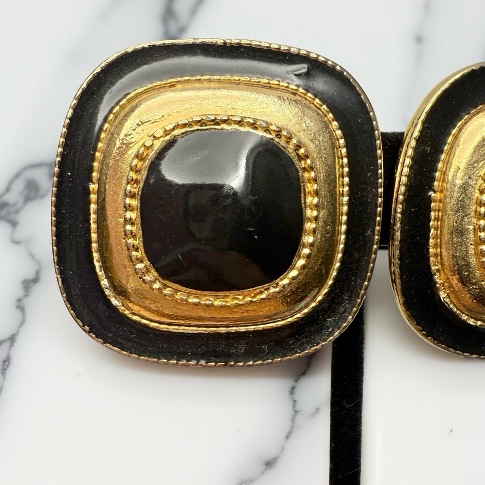 Vintage Gay Boyer Black Enamel Gold Tone Clip On Earrings 80s - Picture 3 of 10